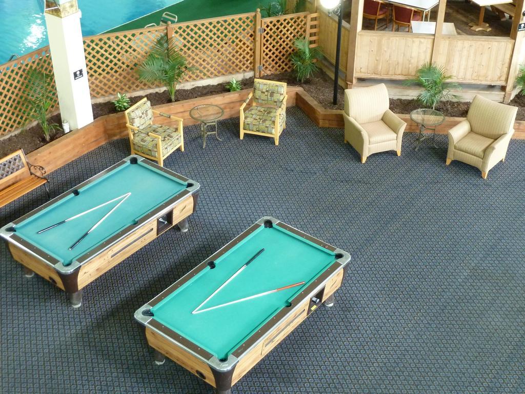 Katahdin Inn & Suites Millinocket Ngoại thất bức ảnh