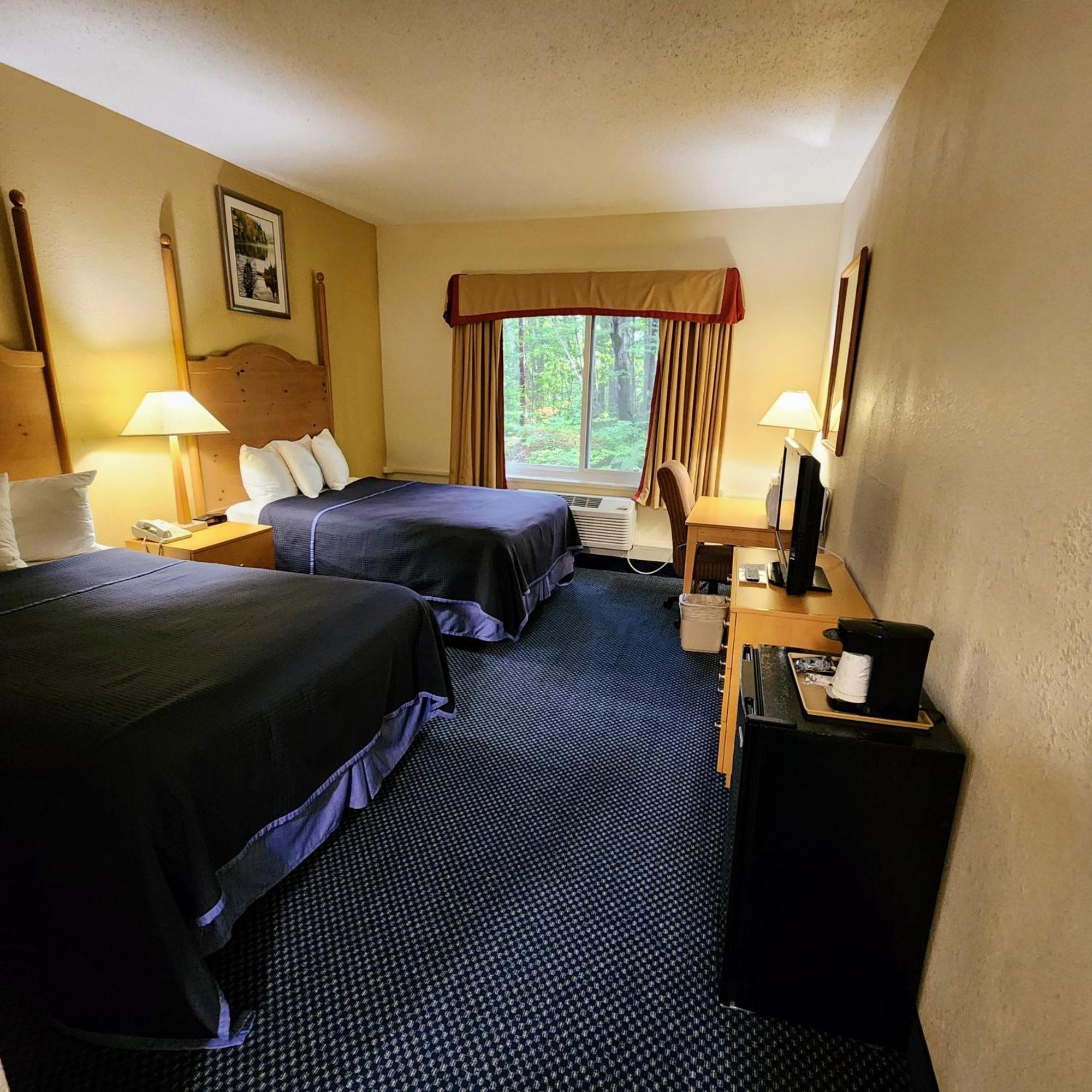 Katahdin Inn & Suites Millinocket Ngoại thất bức ảnh
