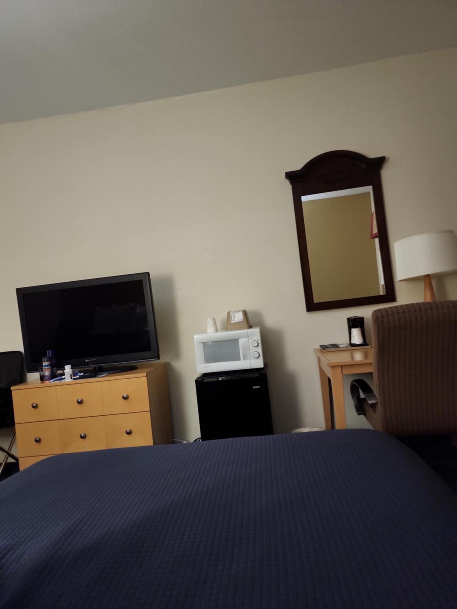 Katahdin Inn & Suites Millinocket Ngoại thất bức ảnh