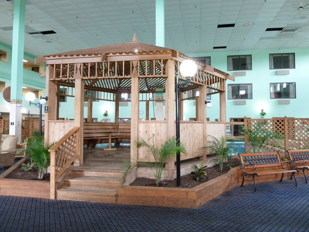 Katahdin Inn & Suites Millinocket Ngoại thất bức ảnh