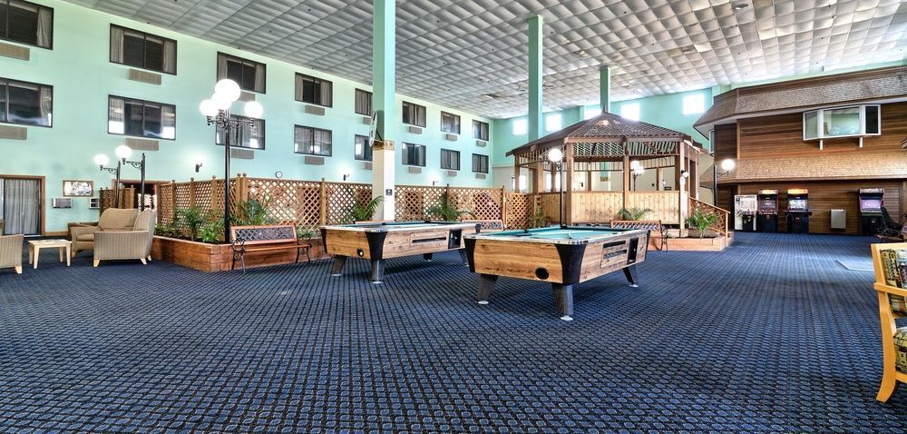 Katahdin Inn & Suites Millinocket Ngoại thất bức ảnh